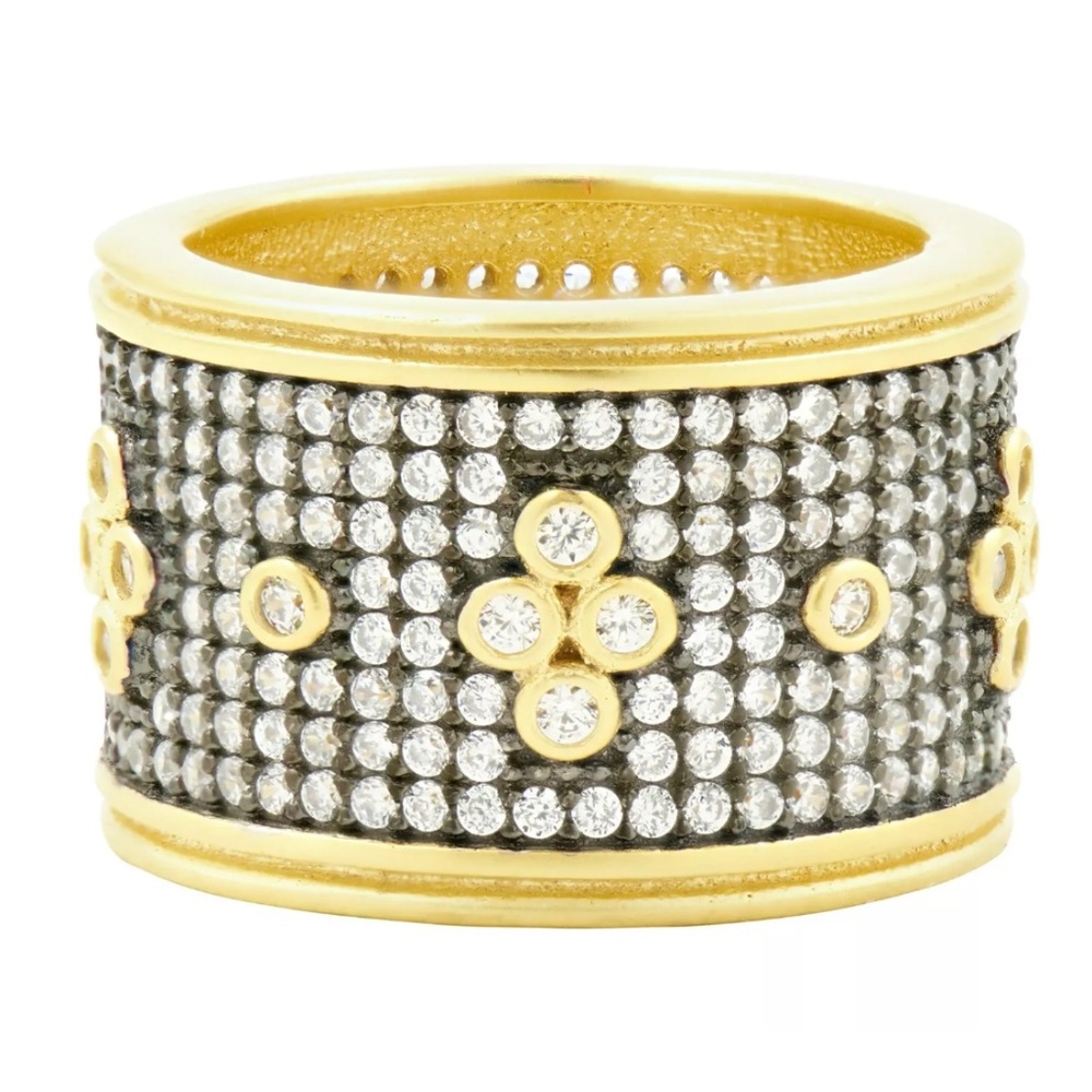 FREIDA ROTHMAN Ring 14k Gold Plated Sterling Silver Pave Clover Band NWT